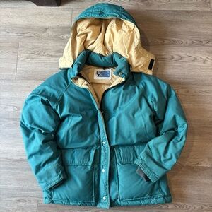 Vintage EMS Eastern Mountain Sports Green Down Puffer Jacket Ski Coat